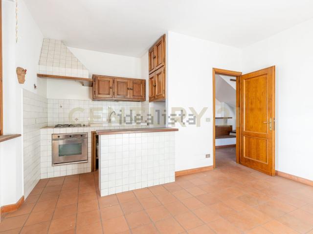 Appartamento in vendita di 180 m² in Via Nino Bixio, 21