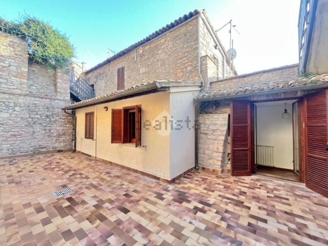Appartamento in vendita di 180 m² in Via S. Francesco, 20