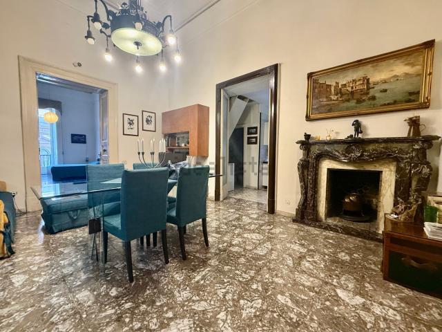 Appartamento in vendita di 180 m² in Via Salvatore Tommasi, 62
