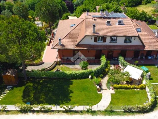 Appartamento in vendita di 180 m² in Via San Martino, 2