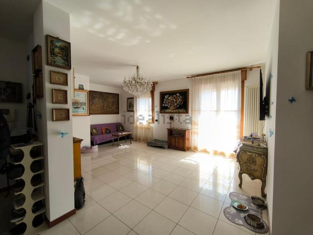 Appartamento in vendita di 180 m² in Via San Donà