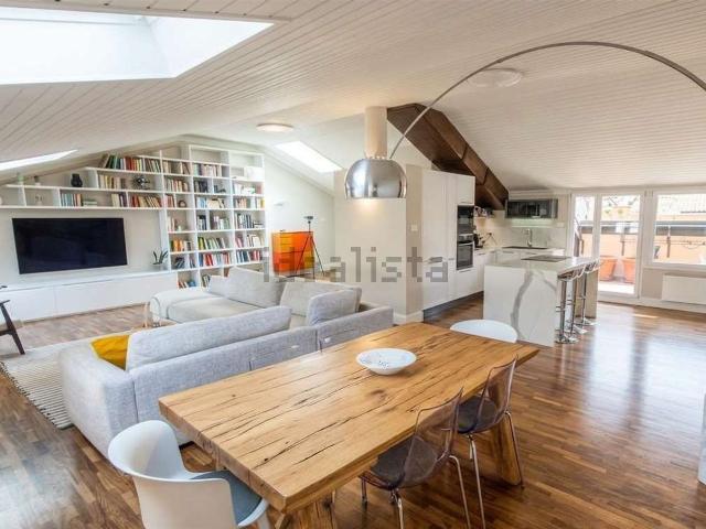 Appartamento in vendita di 180 m² in Via Santo Stefano