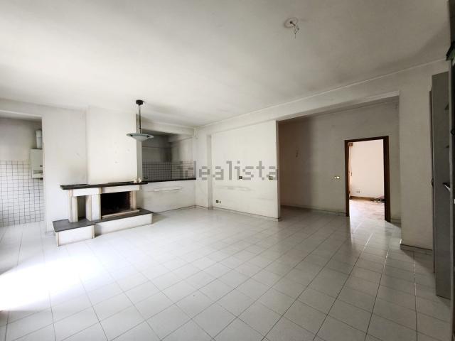 Appartamento in vendita di 180 m² in Via Stazione