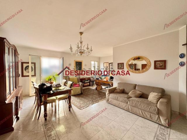 Appartamento in vendita di 180 m² in Via Papa Giovanni XXIII, 60