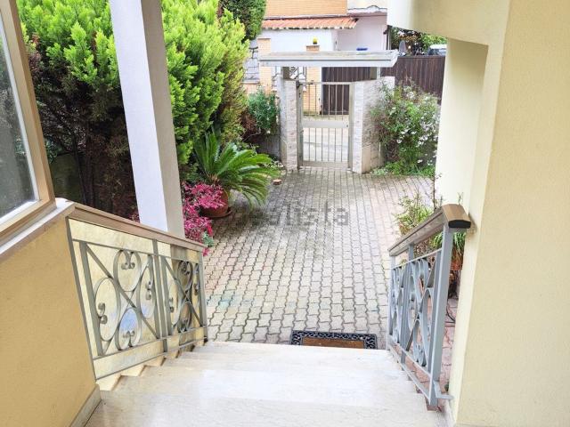 Appartamento in vendita di 180 m² in Via Passo Godi, 24