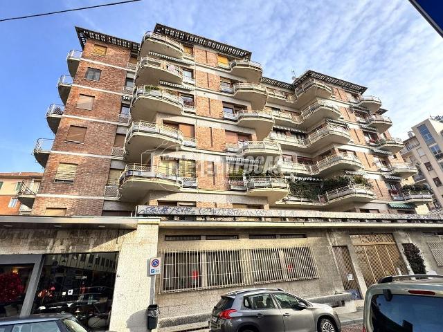 Appartamento in vendita di 180 m² in Via Pietro Volpi