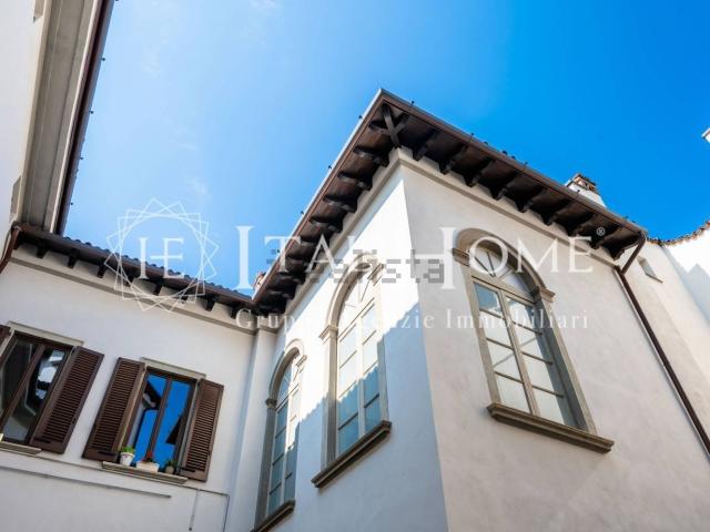Appartamento in vendita di 180 m² in Via Pignolo