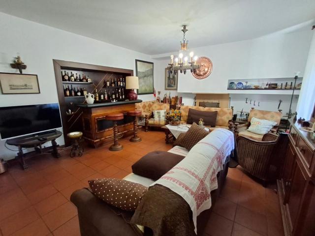 Appartamento in vendita di 180 m² in Via Piovola