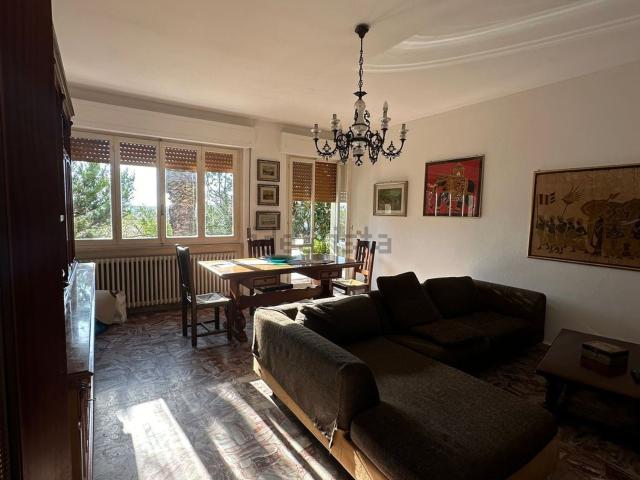Appartamento in vendita di 180 m² in Via Quarantola, 13