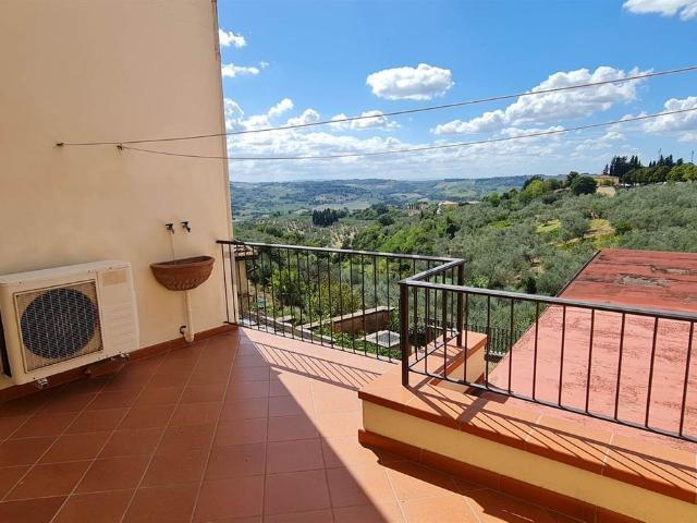 Appartamento in vendita di 180 m² in Via Roma, 7