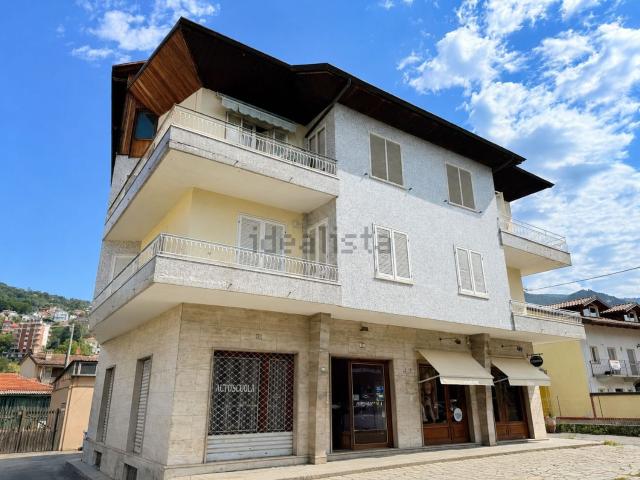 Appartamento in vendita di 180 m² in Via Roma, 80