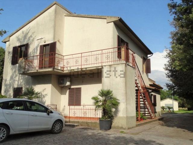Appartamento in vendita di 180 m² in Via Rosellana, 100