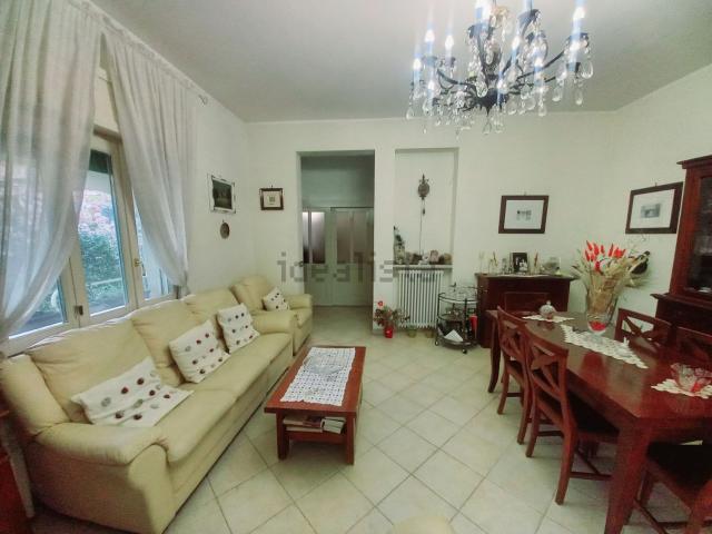 Appartamento in vendita di 180 m² in Via Tomaso Campanella, 12