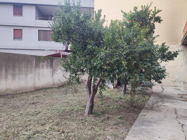 Appartamento in vendita di 180 m² in Via Tharros