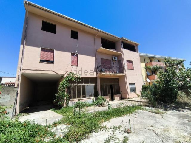 Appartamento in vendita di 180 m² in Via Trento, 22