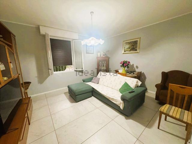 Appartamento in vendita di 180 m² in Via VIII Marzo