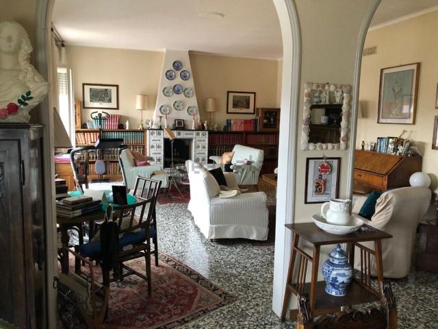 Appartamento in vendita di 180 m² in Viale Vittorio Bottego