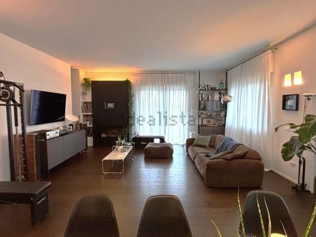 Appartamento in vendita di 180 m² in Viale Castrocaro