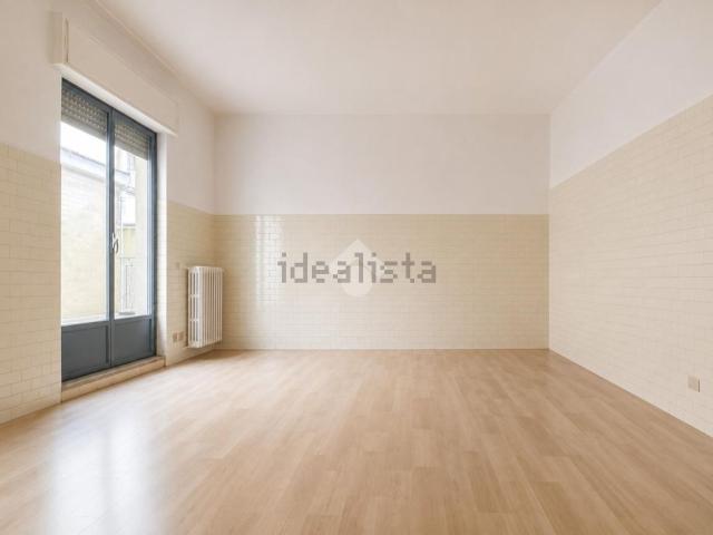 Appartamento in vendita di 180 m² in Viale Checchia Rispoli, 187