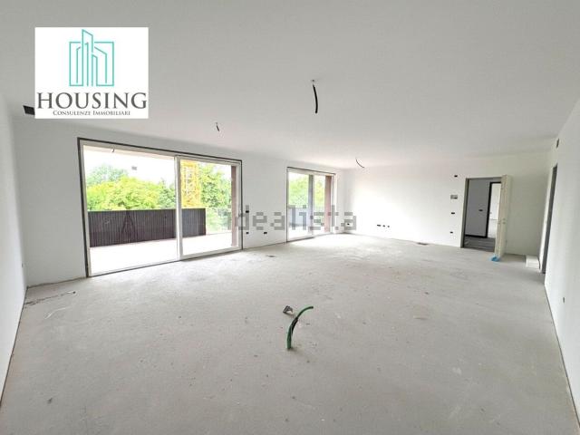 Appartamento in vendita di 180 m² in Viale delle Terme