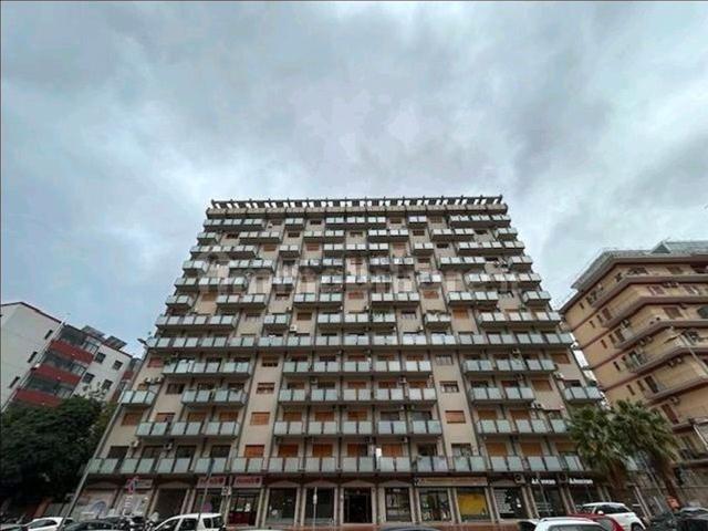 Appartamento in vendita di 180 m² in Viale delle Alpi