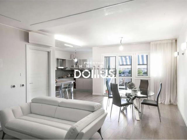 Appartamento in vendita di 180 m² in Viale Guglelmo Marconi