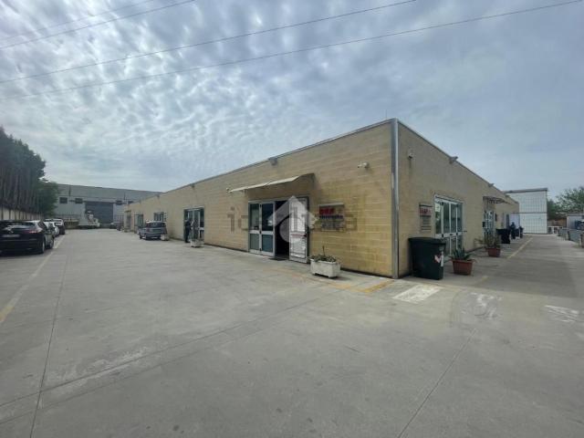 Appartamento in vendita di 180 m² in Contrada Pezzapiana, 71