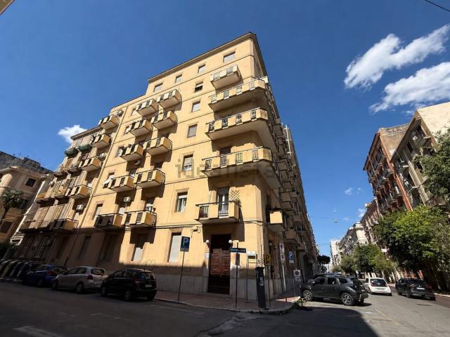 Appartamento in vendita di 180 m² in Corso Umberto I, 150