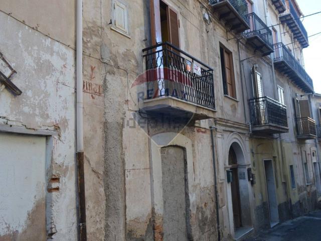 Appartamento in vendita di 180 m² in Corso Giuseppe Garibaldi