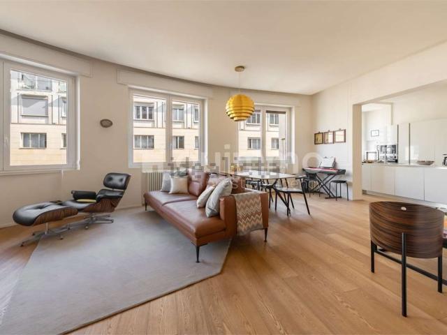 Appartamento in vendita di 180 m² in Piazza Cavour