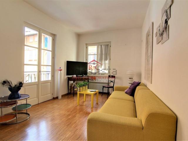 Appartamento in vendita di 180 m² in Piazza Camillo Prampolini