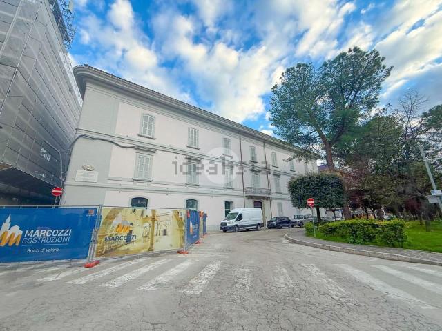 Appartamento in vendita di 180 m² in Piazza Benvenuto Cellini