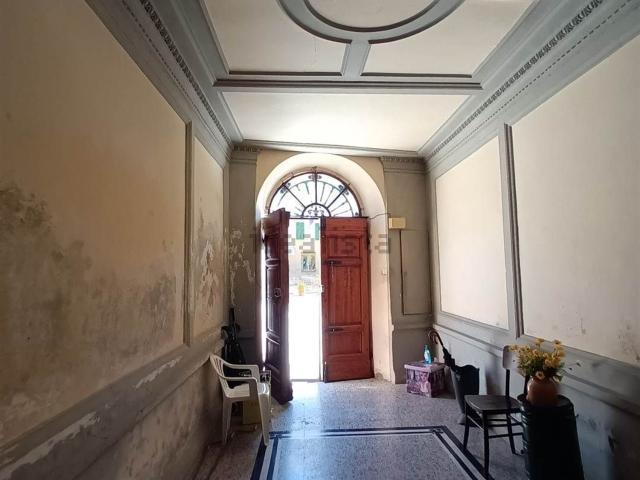Appartamento in vendita di 180 m² in Piazza Giuseppe Garibaldi