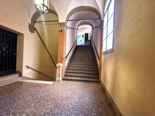 Appartamento in vendita di 180 m² in Piazza di Porta Ravegnana