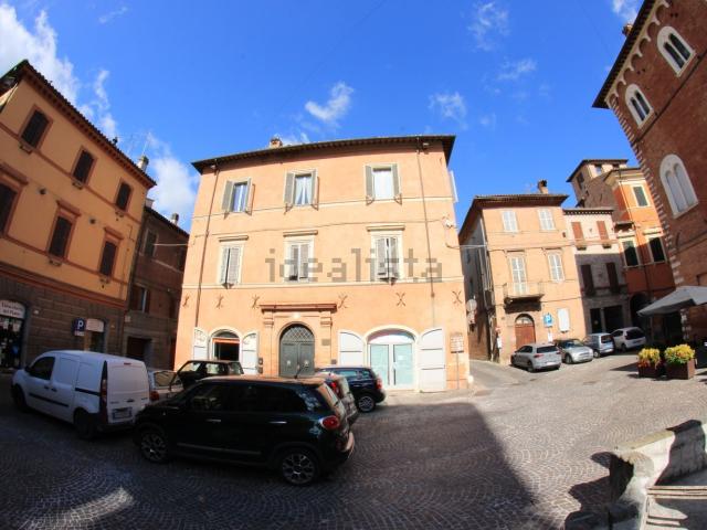 Appartamento in vendita di 180 m² in Piazza Quintino Sella, 4