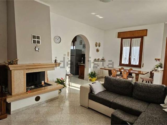Appartamento in vendita di 180 m² in Piazzale Europa, 12