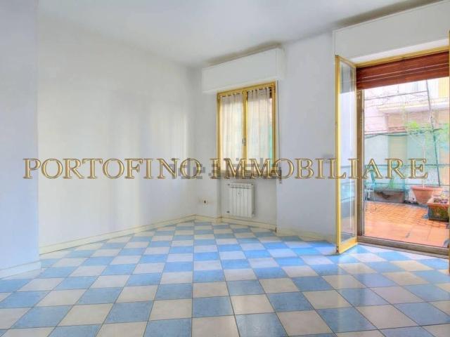 Appartamento in vendita di 180 m² in Strada Statale 1