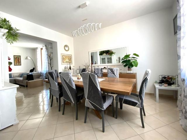 Appartamento in vendita di 181 m²