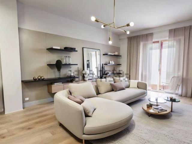 Appartamento in vendita di 181 m² in Via Adige