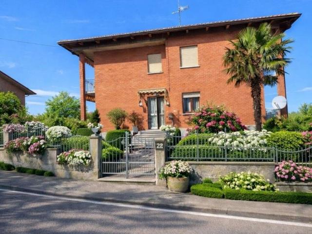 Appartamento in vendita di 181 m² in Via Barcaroli, 28