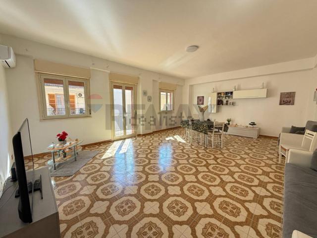 Appartamento in vendita di 181 m² in Via Giuseppe Giusti, 20