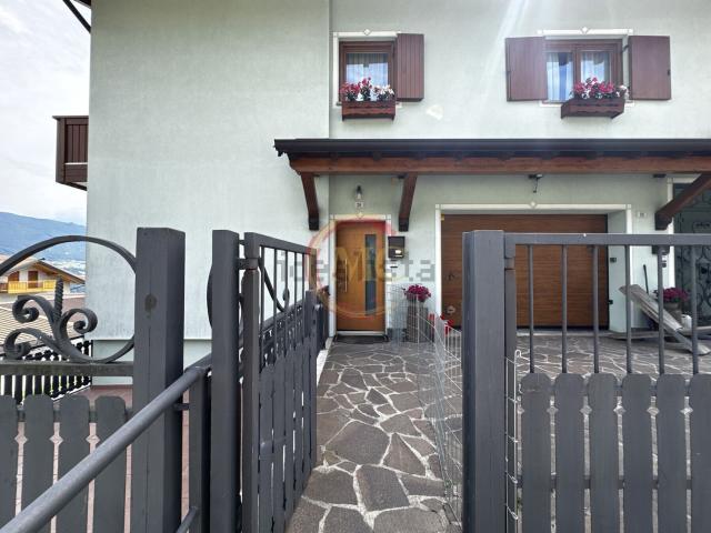 Appartamento in vendita di 181 m² in Via Risorgimento, 28
