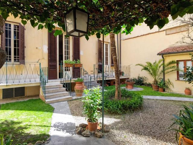 Appartamento in vendita di 181 m² in Via Venezia