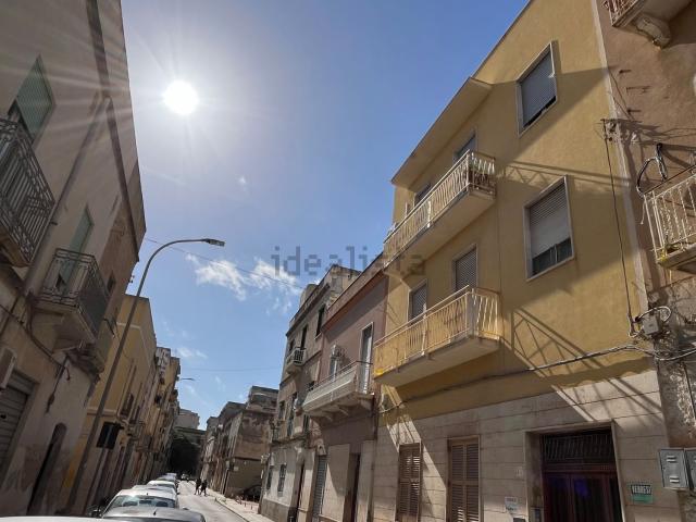 Appartamento in vendita di 181 m² in Via Villanova, 49
