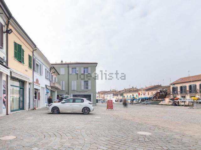 Appartamento in vendita di 181 m² in Piazza Ciceruacchio, 8