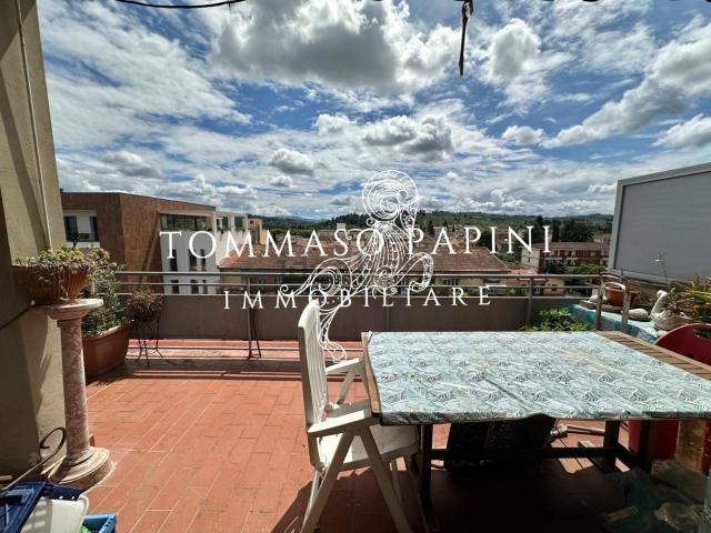 Appartamento in vendita di 181 m² in Piazza Punto Togliatti, 37