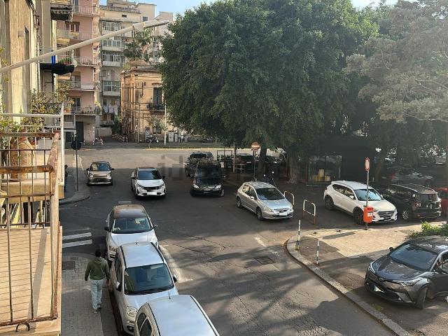 Appartamento in vendita di 181 m² in Piazza Vincenzo Lanza