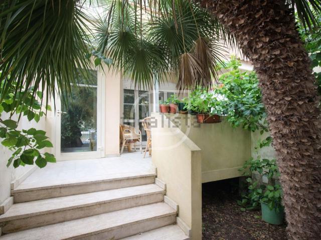 Appartamento in vendita di 182 m² in Via Giovanni Falcone
