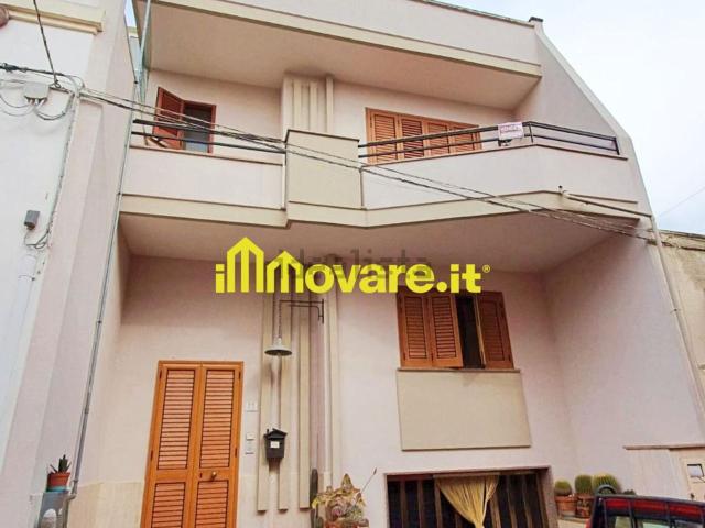 Appartamento in vendita di 182 m² in Via Nazario Sauro, 25