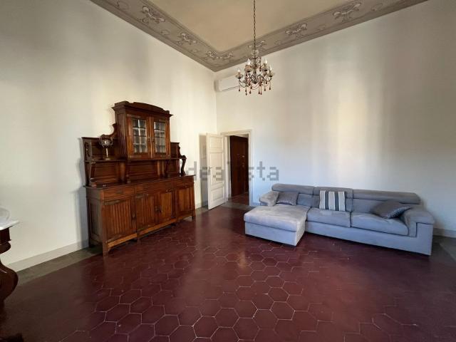 Appartamento in vendita di 182 m² in Via Ruggero Bonghi